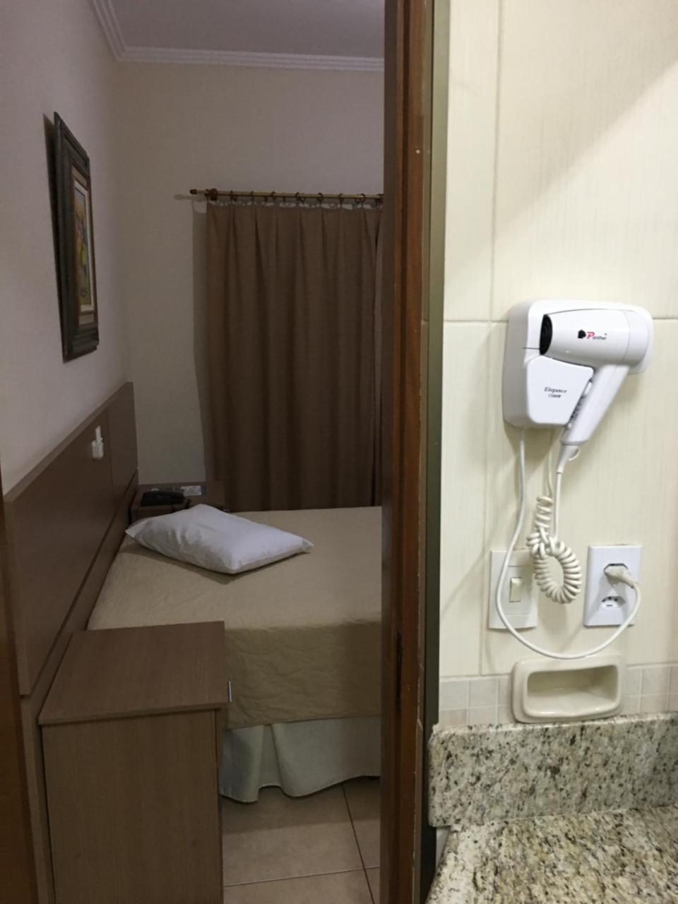 Hotel Vila Rica Alfenas Esterno foto